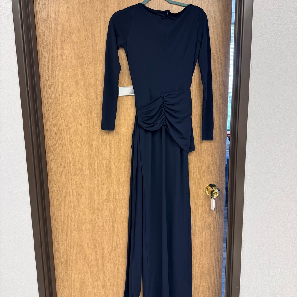 Elegant Black Long Sleeve Dress - Picture 8 of 10